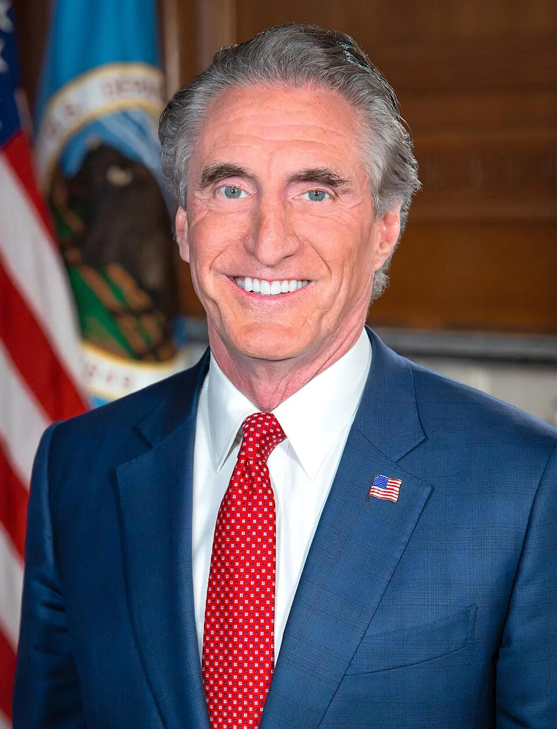Portrait of Doug Burgum